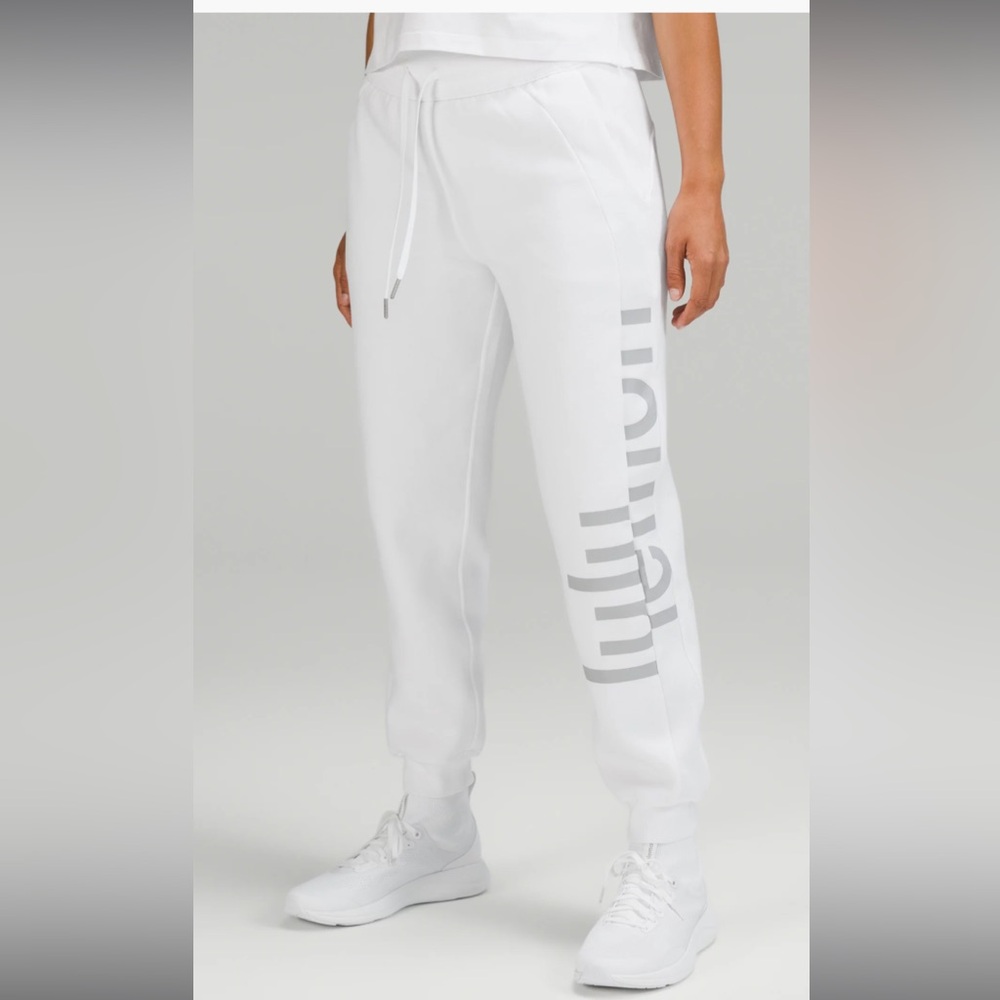 Lululemon scuba high rise jogger with Lulu graphic